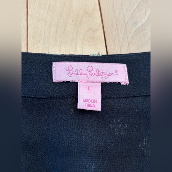 Lilly Pulitzer Amory Top Silk Onyx Black and Gold Bell Sleeves Large - Picture 6 of 8